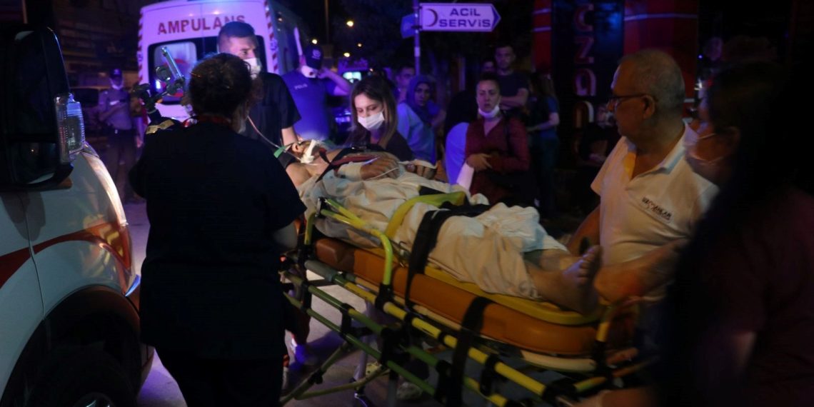 Yalova’da özel hastanede yangın paniği: 61 hasta sevk edildi