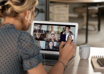 Zoom uzaktan çalışan personellerinin ofise geri dönmesini istiyor