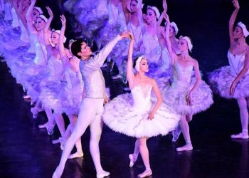 30. Memleketler arası Aspendos Opera ve Bale Şenliği’nde “Kuğu Gölü” balesi sahnelendi