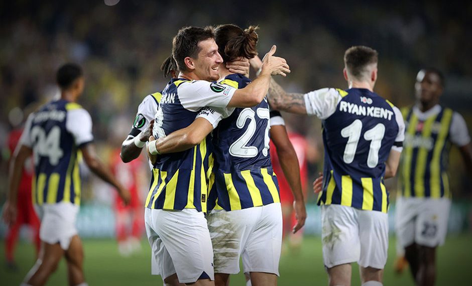 Fenerbahçe UEFA Konferans Ligi gruplarına galibiyetle başladı
