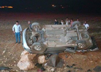 Acı olay | Eşini hastaneye götürürken kaza yaptı: 1 meyyit, 3 yaralı