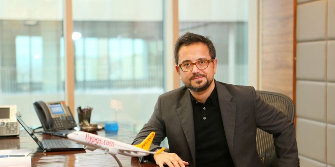 Ali Sabancı ve eşi Vuslat Doğan Sabancı kaza geçirdi