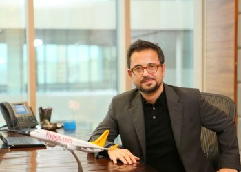 Ali Sabancı ve eşi Vuslat Doğan Sabancı kaza geçirdi