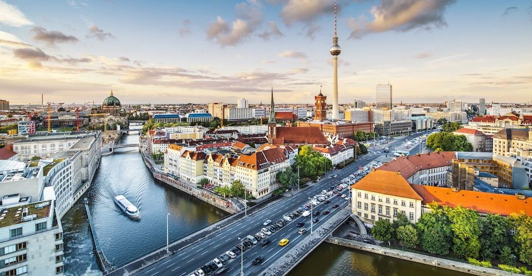 Almanya’ya göç edecekler merdiven altı teşebbüslere dikkat