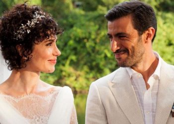 Anne olmaya hazırlanan Songül Öden’den karnı burnunda birinci poz