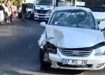 Antalya’da 12 aracın karıştığı zincirleme kaza