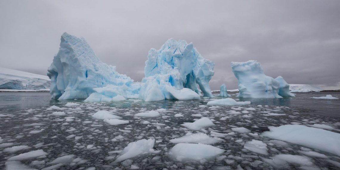 Avustralya’dan 8 bin kilometrelik kurtarma operasyonu