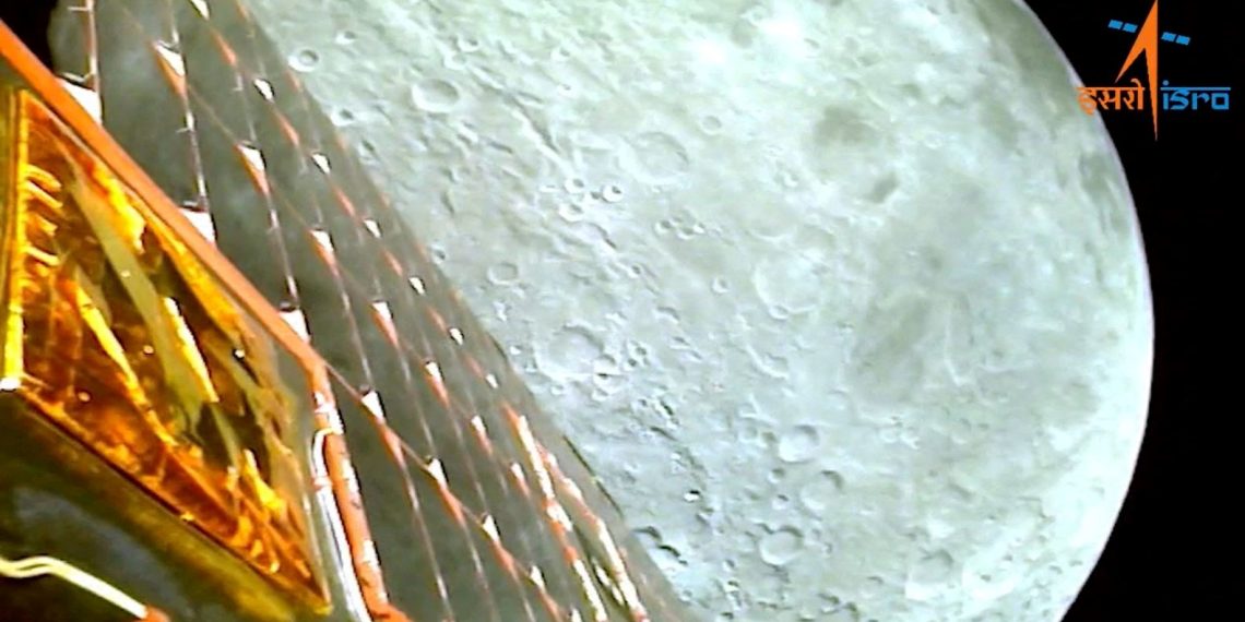 Ay’a tarihi iniş için geri sayım başladı