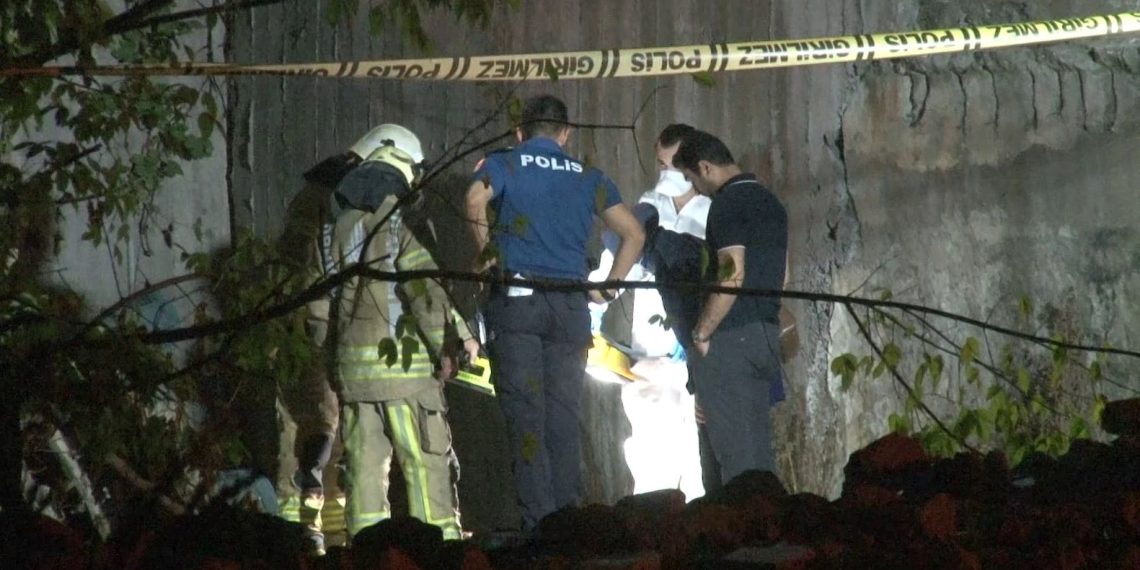 Bağcılar’da su kuyusunda erkek cesedi bulundu