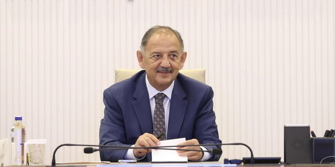 Bakan Özhaseki: Ziyan gören alanlar süratle ağaçlandırılacak