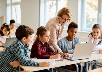 Belçika’da tartışmalı “zorunlu cinsel eğitim” maddeleşti