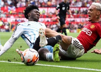 Brezilya Futbol Federasyonu’ndan Manchester United’ın yıldızı Antony için takım dışı kararı