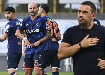 Çağdaş Atan, Başakşehir’de galibiyetle başladı