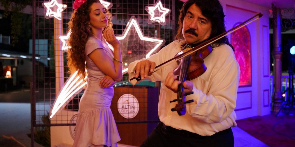 Cet Demirer’in Bursa Bülbülü albümü 45 milyon sefer dinlendi