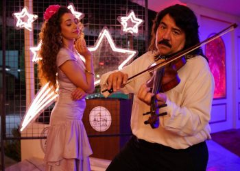 Cet Demirer’in Bursa Bülbülü albümü 45 milyon sefer dinlendi