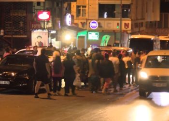 Çocuk arbedesine büyükler karıştı: 1 meyyit