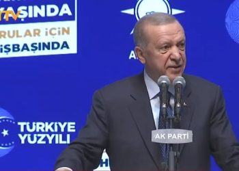 Cumhurbaşkanı Erdoğan’dan muhalefete tenkit