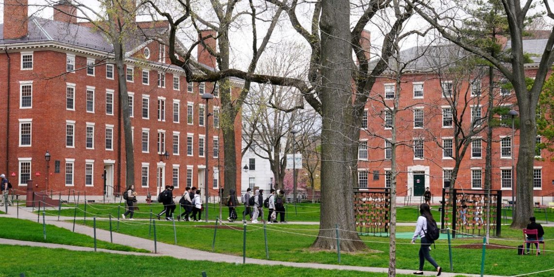 Dünyanın en yeterli ikinci üniversitesine “berbat” notu