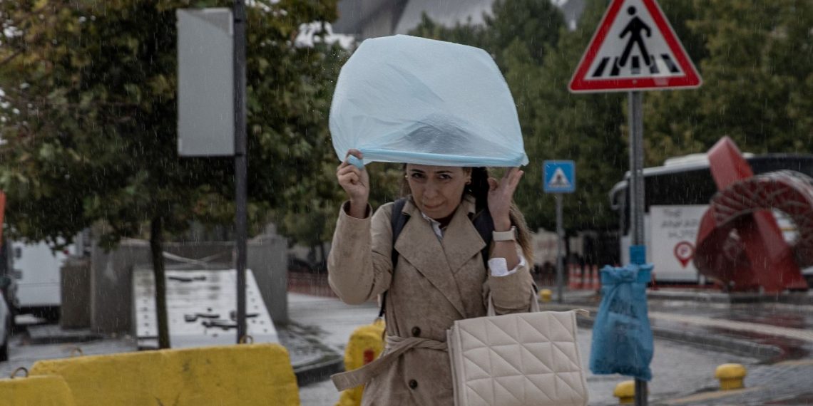 Ege’de üç vilayet için gök gürültülü sağanak uyarısı