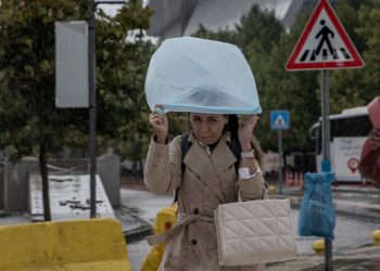 Ege’de üç vilayet için gök gürültülü sağanak uyarısı