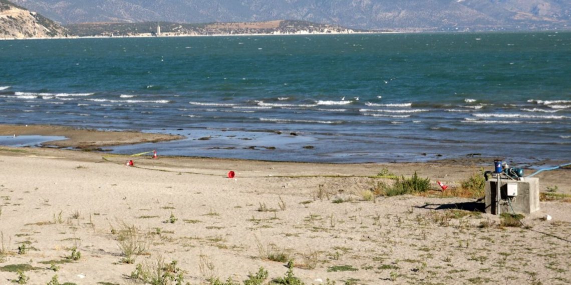 Eğirdir Gölü’nde el bombaları bulundu