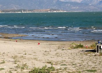 Eğirdir Gölü’nde el bombaları bulundu