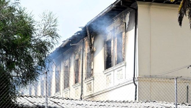 Ekvador’da mahkumlar, 57 gardiyanı ve 7 polisi rehin aldı