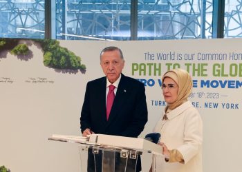 Emine Erdoğan’dan tüm dünyaya “sıfır atık gönüllüsü” olmaya davet