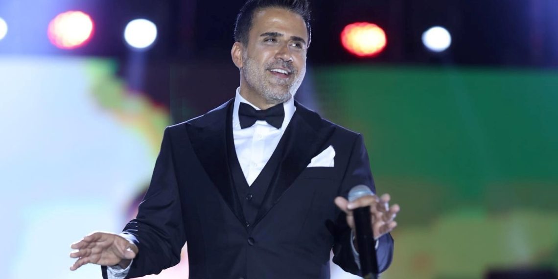 Emrah müzikteki 40. yılını hürmet albümüyle kutluyor