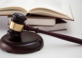 Enis Berberoğlu’nun yargılaması durduruldu