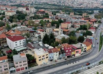 Fatih’teki kabahat örgütü davası: Mahkemeden 23 sanığa Balat’a girme yasağı