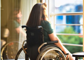 Felçli bayan dünyada birinci sefer avatar aracılığıyla konuşabildi