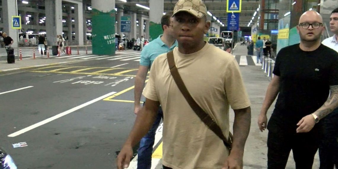 Fenerbahçe, Alfredo Morelos’u İstanbul’a getirdi