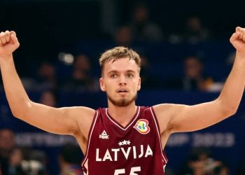 Fenerbahçe Beko, Letonyalı oyun kurucu Arturs Zagars ile 3 yıllığına anlaştı
