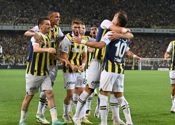 Fenerbahçe yaz transfer periyodunda 13 ismi takımına dahil etti: Kimler gitti, kimler geldi?