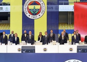 Fenerbahçe’de tarihi gün: Stat ismi değişecek mi?