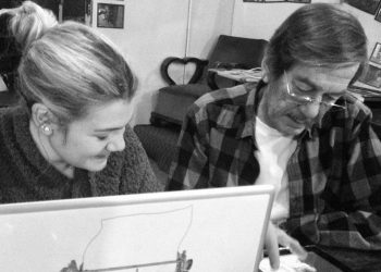 Ferhan-Derya Şensoy kardeşlerin baba hasreti: Sensiz çok sessiz Ses Tiyatrosu