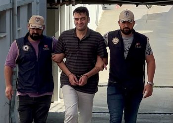 FETÖ mahkumu eski polis, gaybubet meskeninde yakalandı