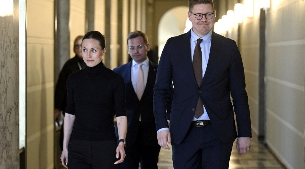 Finlandiya’da Marin’in koltuğuna gelen ismin de fotoğrafları olay oldu