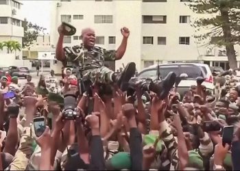 Gabon’da geçiş hükümetinin önderi Cumhuriyet Muhafızları Kumandanı Nguema oldu