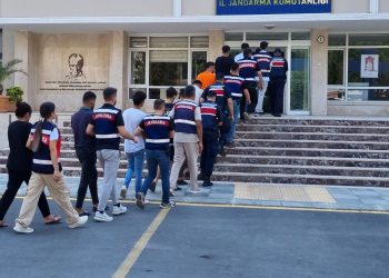 Geçersiz ilanlarla 43 kişiyi dolandıran 6 şahsa tutuklama