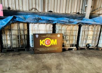 Geri dönüşüm fabrikasına kaçakçılık baskını