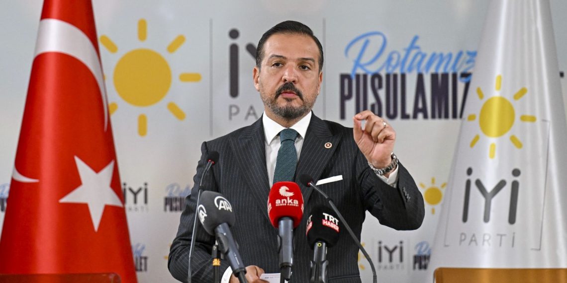 Güçlü: Yerelde milletin yararına olacak formda hareket edeceğiz