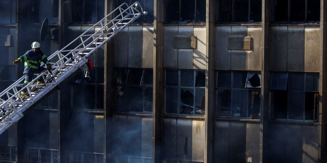 Güney Afrika’da bina yangını: En az 58 meyyit