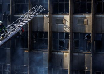 Güney Afrika’da bina yangını: En az 58 meyyit