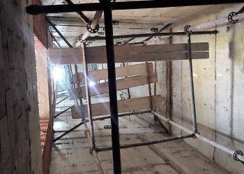 İnşaatta asansör boşluğuna düşen mühendis öldü