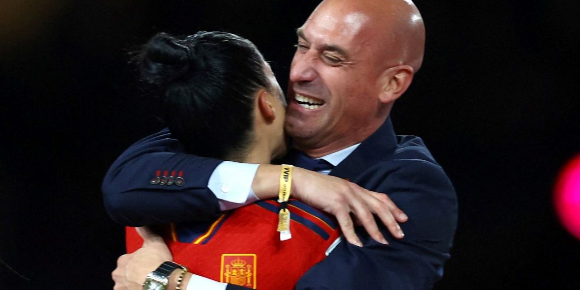 İspanya Futbol Federasyonu Lideri Rubiales’e “cinsel saldırı” soruşturması