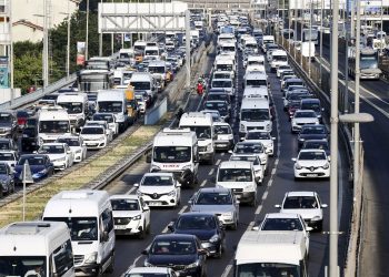 İstanbul’da trafiğe kapalı yollar ne vakit açılacak? İstanbul’da pazar günü kimi yollar trafiğe kapatılacak