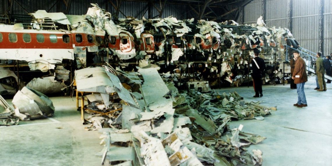 İtalya’da 81 kişinin öldüğü gizemli uçak kazasına ait yeni sav: Gerisinde Fransız füzesi var