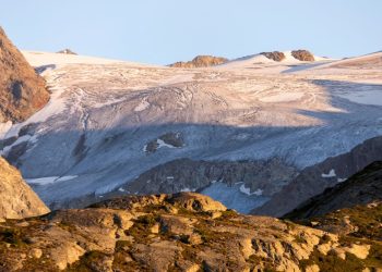 İtalya’da çok sıcaklar buzulları eritiyor